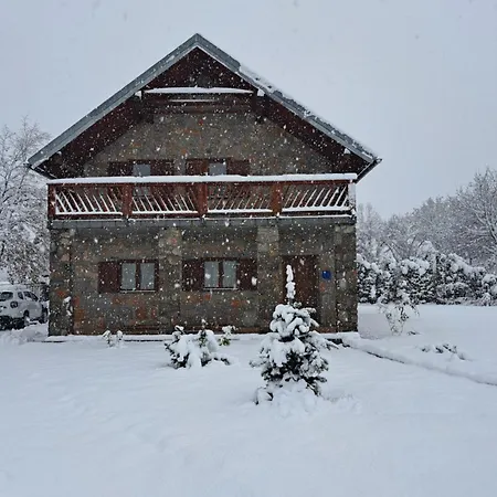 Kuca Kijani *